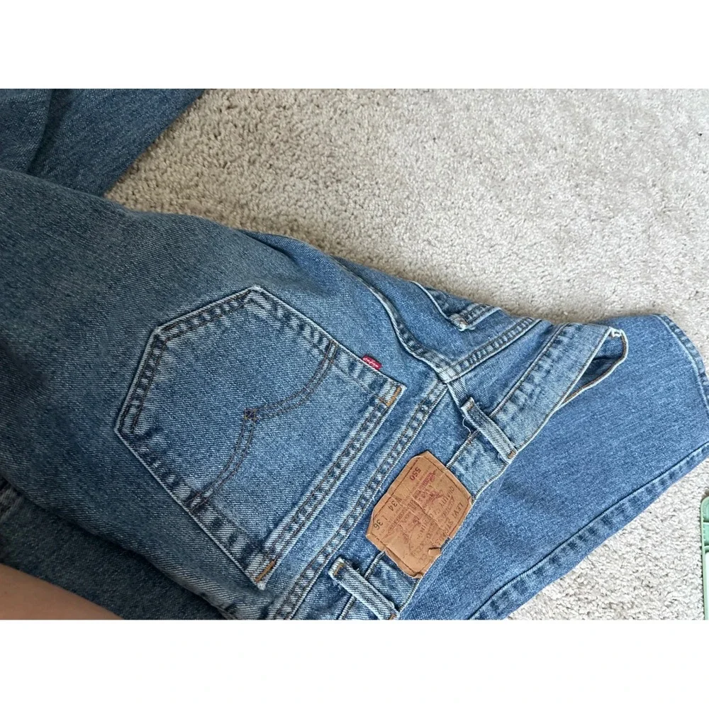Vintage Levi 550 Relaxed Fit Tapered Leg Blue Denim Jeans 34x36 90s Streetwear